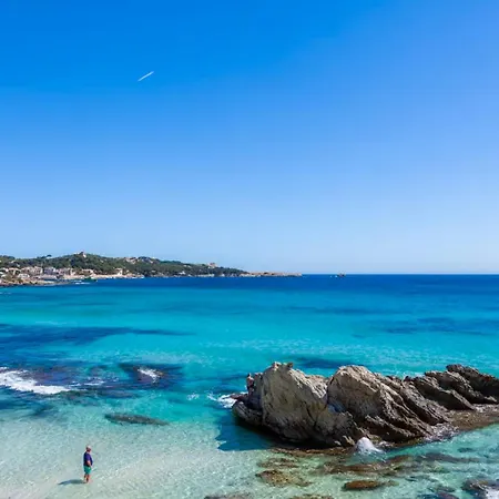 Casa Luz Cala Rajada 度假居